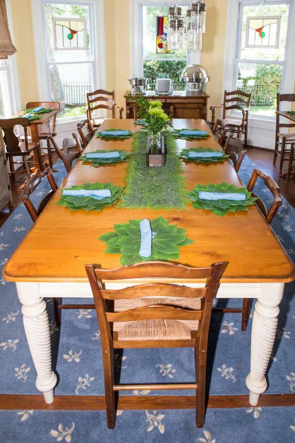 Pecan Tree Inn Beaufort Экстерьер фото