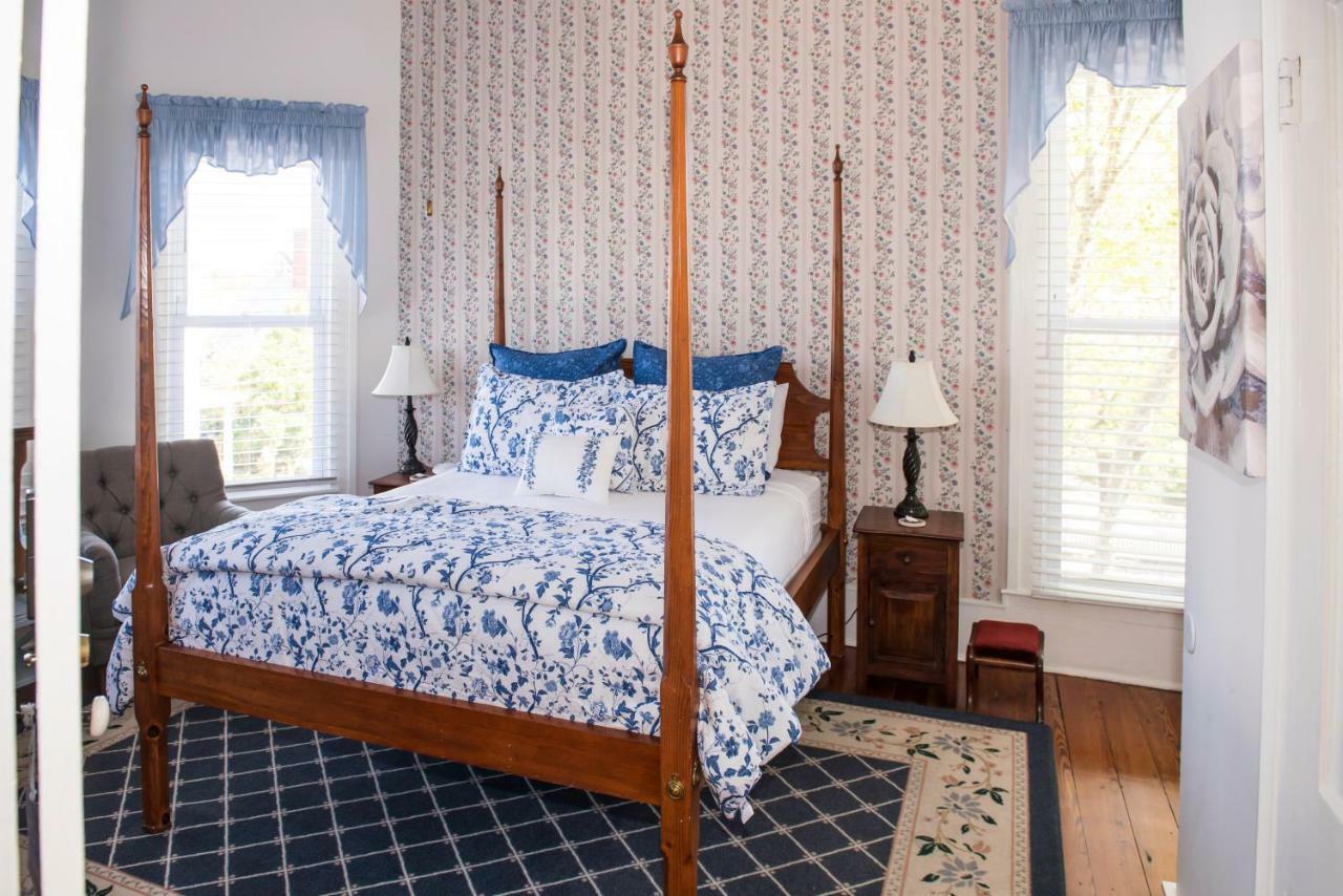 Pecan Tree Inn Beaufort Экстерьер фото